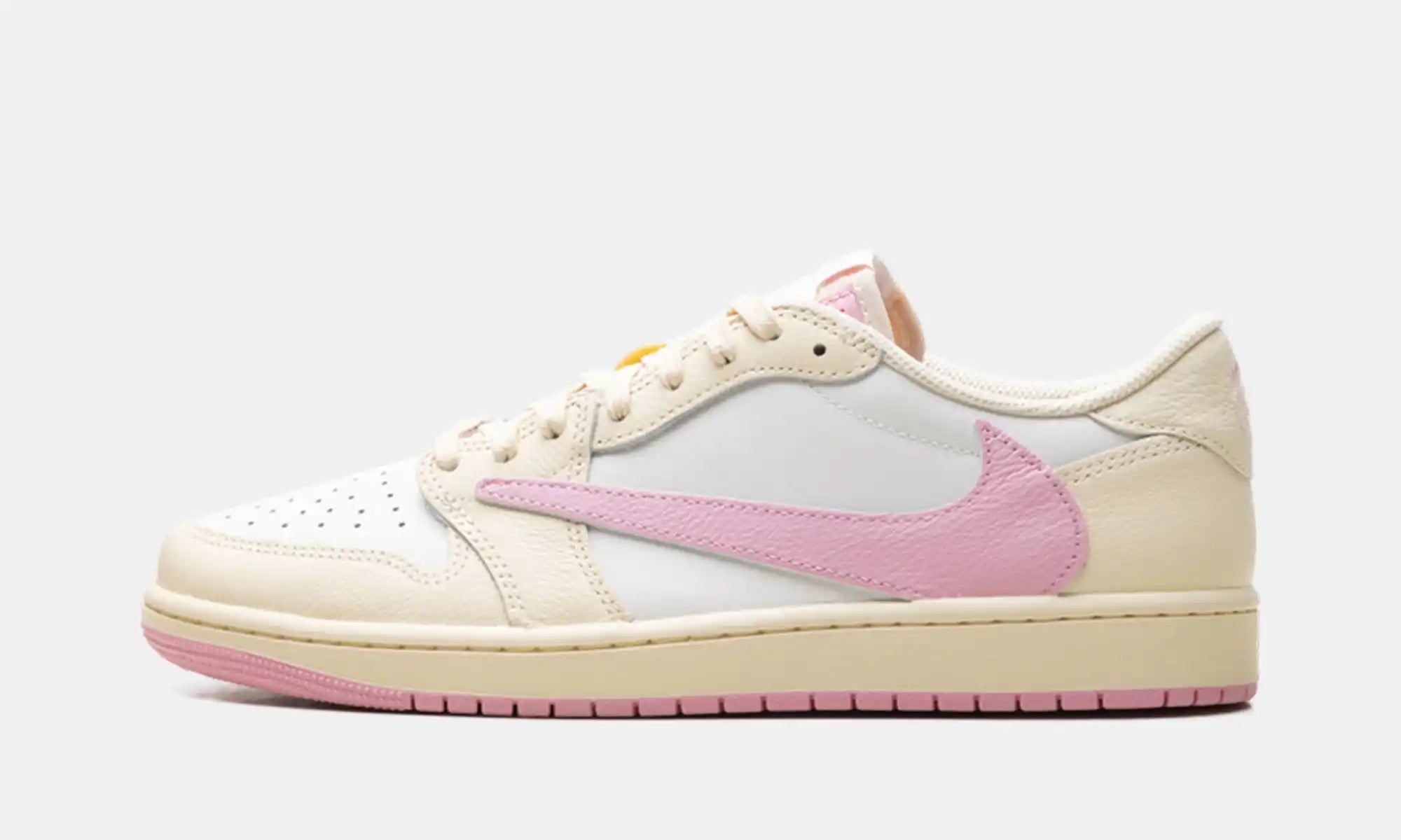Jordan 1 Retro Low OG SP Travis Scott Shy Pink